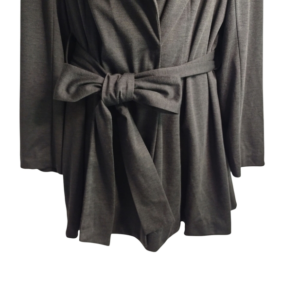 Fashion Bug Coat Women's Dark Gray V-Neck Belt Snap Button Plus Size 1X NWT - Picture 4 of 9